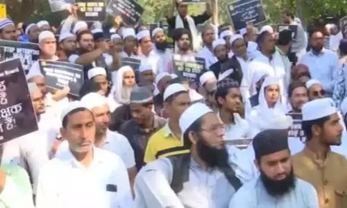 Waqf Bill: వక్ఫ్ బిల్లు ఆమోదంపై కోల్‌కతా, చెన్నైలో భారీ నిరసనలు