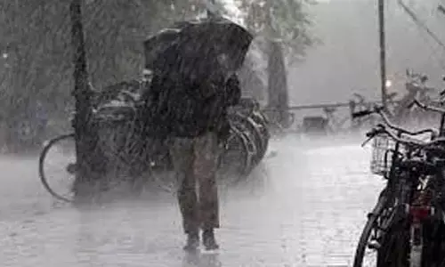 తెలంగాణలో మరోసారి భారీ వర్షాలు.. ఎప్పుడంటే..?