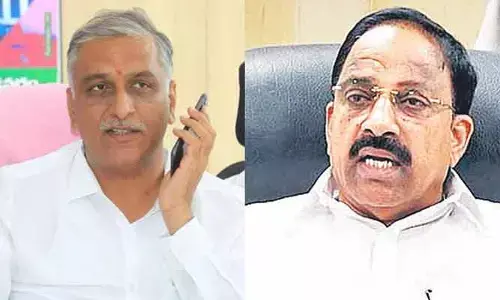 మంత్రి తుమ్మలకు మాజీమంత్రి హరీష్ రావు ఫోన్