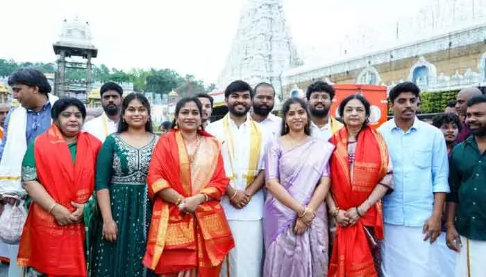 Minister Anitha: తిరుమల శ్రీవారిని దర్శించుకున్న హోంమంత్రి అనిత Minister Anitha: తిరుమల శ్రీవారిని దర్శించుకున్న హోంమంత్రి అనిత