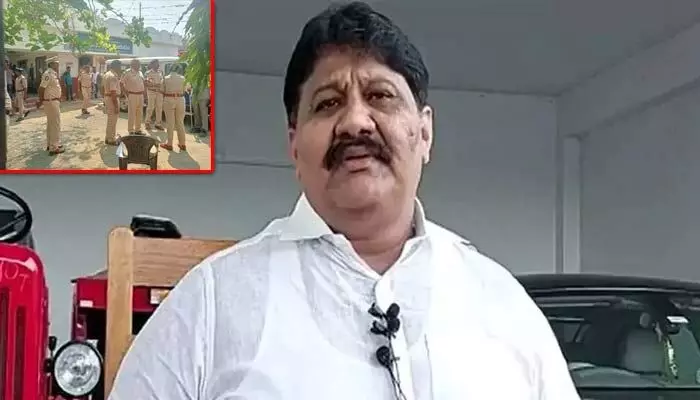 ఆ పోలీసులను వదిలపెట్టం: ప్రొద్దుటూరు మాజీ ఎమ్మెల్యే స్ట్రాంగ్ వార్నింగ్ ఆ పోలీసులను వదిలపెట్టం: ప్రొద్దుటూరు మాజీ ఎమ్మెల్యే స్ట్రాంగ్ వార్నింగ్