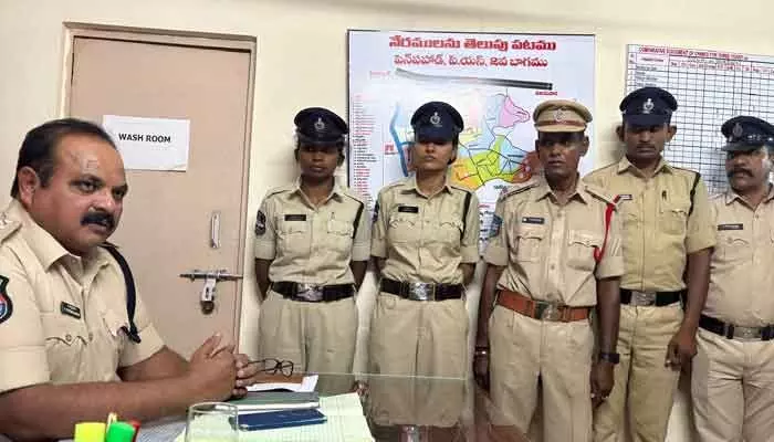 వేసవిలో దొంగల బెడద.. పోలీసులను అలర్ట్ చేసిన డీఎస్పీ వేసవిలో దొంగల బెడద.. పోలీసులను అలర్ట్ చేసిన డీఎస్పీ