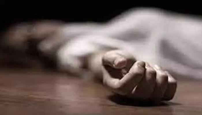 ఫుడ్ పాయిజన్ తో మహిళ మృతి.. ఎక్కడంటే..? ఫుడ్ పాయిజన్ తో మహిళ మృతి.. ఎక్కడంటే..?