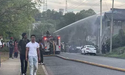 Fire Accident : అమెరికాలో ఘోర అగ్ని ప్రమాదం.. ప్రాణాలతో బయటపడ్డ తెలుగు విద్యార్థులు