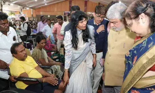 ఆర్టిఫిషియల్ లింబ్ తో దివ్యాంగులకు ఆత్మస్థైర్యం