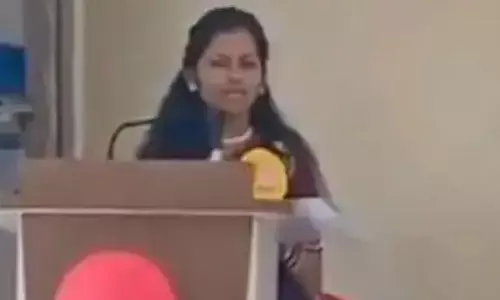 Student dies: స్పీచ్ ఇస్తూ స్టేజిపైనే కుప్పకూలిన విద్యార్థిని.. మహారాష్ట్రలో విషాద ఘటన
