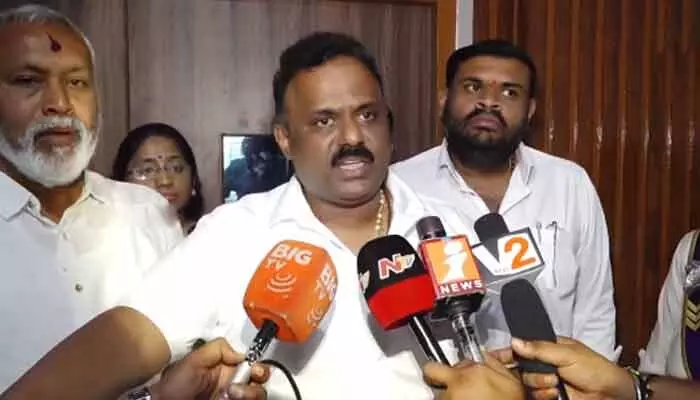 ప్రజలు కొద్ది నెలల క్రితమే జగన్కు ఆ పని చేశారు.. మంత్రి అనగాని హాట్ కామెంట్స్ ప్రజలు కొద్ది నెలల క్రితమే జగన్కు ఆ పని చేశారు.. మంత్రి అనగాని హాట్ కామెంట్స్
