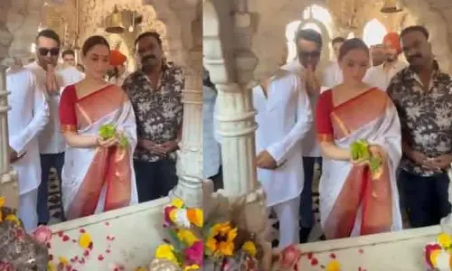 భక్తి పారవశ్యంలో మునిగి తేలుతున్న టాలీవుడ్ హీరోయిన్.. అంతా దానికోసమే అంటూ నెటిజన్ల కామెంట్స్