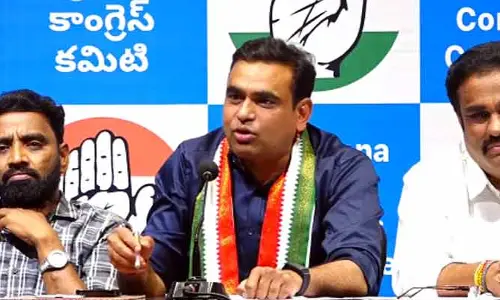బండి సంజయ్ ఈ కోటి రూపాయల ప్రశ్నకు సమాధానం చెప్పు.. కాంగ్రెస్ ఎంపీ సూటి ప్రశ్న