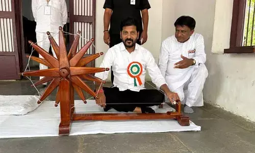 CM Revanthi Reddy : సబర్మతి ఆశ్రమాన్ని సందర్శించిన సీఎం రేవంత్ రెడ్డి