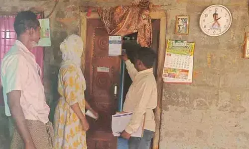 పారితోషికం కోసం ఎదురుచూపులు!
