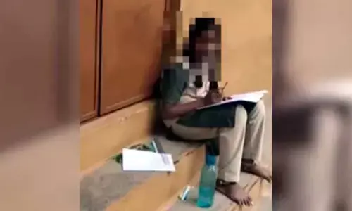 Shocking News : పీరియడ్స్ వచ్చాయని వరండాలో కూర్చోబెట్టిన ప్రిన్సిపల్