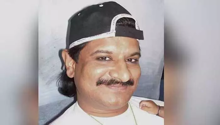 Gangster Nayeem: నయీం కేసులో ఈడీ దూకుడు.. మొత్తం ఎన్ని చోట్ల ఆస్తులున్నాయో తెలుసా? Gangster Nayeem: నయీం కేసులో ఈడీ దూకుడు.. మొత్తం ఎన్ని చోట్ల ఆస్తులున్నాయో తెలుసా?