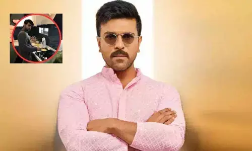 ఎక్కడికి వెళ్లినా రామ్ చరణ్ బ్యాగ్‌లో కచ్చితంగా అది ఉండాల్సిందేనట.. ఏంటో తెలిస్తే నోరెళ్లబెట్టాల్సిందే..