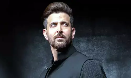 Hrithik Roshan: డైరెక్టర్‌గా మారిన స్టార్ హీరో.. భయంగా ఉందంటూ కామెంట్స్