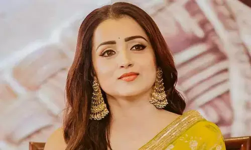 మిస్సింగ్ యూ అంటూ ఇంట్రెస్టింగ్ ఫొటో షేర్ చేసిన ప్రభాస్ బ్యూటీ.. వైరల్ అవుతున్న పోస్ట్
