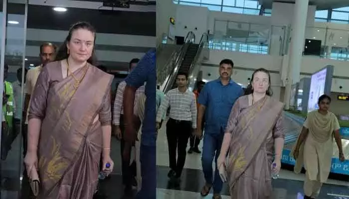 తిరుమలలో పవన్ సతీమణి.. కారణం ఇదేనా? తిరుమలలో పవన్ సతీమణి.. కారణం ఇదేనా?