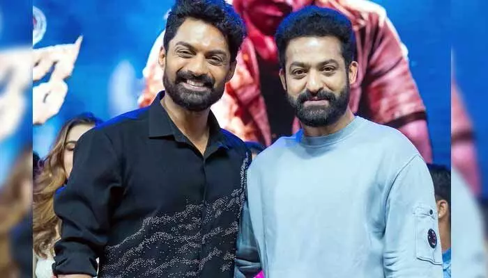 NTR: ఈసారి కాలర్ అన్న ఎగరేస్తాడు.. ఎన్టీఆర్ కామెంట్స్తో సినిమాపై మరింత హైప్ NTR: ఈసారి కాలర్ అన్న ఎగరేస్తాడు.. ఎన్టీఆర్ కామెంట్స్తో సినిమాపై మరింత హైప్