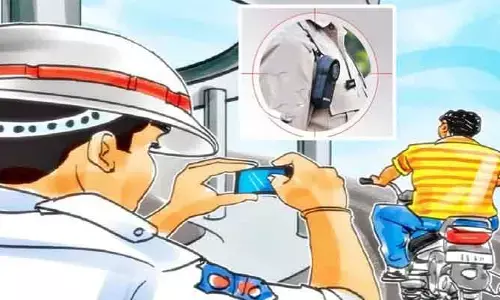 ట్రాఫిక్ పోలీసులను తప్పించబోయి..