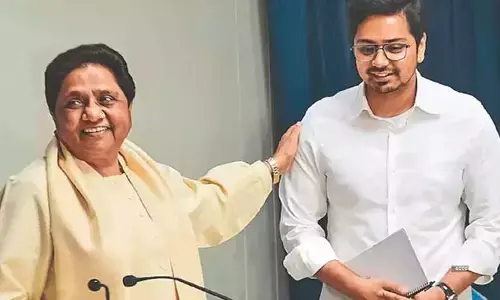 Mayavathi : మేనల్లున్ని క్షమించిన మాయావతి.. పార్టీలోకి రీ ఎంట్రీ