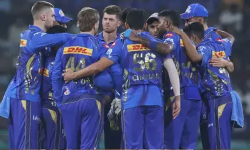 IPL: ఉత్కంఠ మ్యాచ్‌లో ముంబై సూపర్ విక్టరీ.. ఢిల్లీ వరుస విజయాలకు బ్రేక్