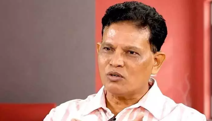 Akunuri Murali: భారతీయులకు చెడ్డపేరొస్తోంది..! ఆకునూరి మురళి ఆసక్తికర ట్వీట్ Akunuri Murali: భారతీయులకు చెడ్డపేరొస్తోంది..! ఆకునూరి మురళి ఆసక్తికర ట్వీట్