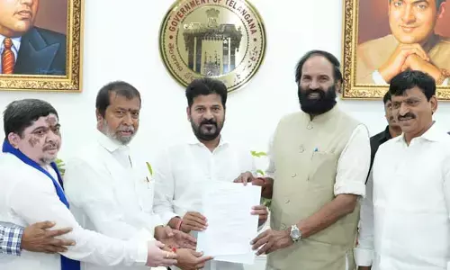 SC classification: సీఎం రేవంత్ రెడ్డి చేతికి ఎస్సీ వర్గీకరణ జీవో కాపీ