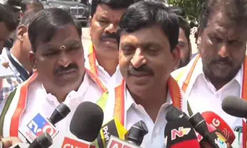 ప్రభుత్వాన్ని కూల్చాలనేది కేసీఆర్‌ ఆలోచన.. మంత్రి పొంగులేటి సంచలన వ్యాఖ్యలు