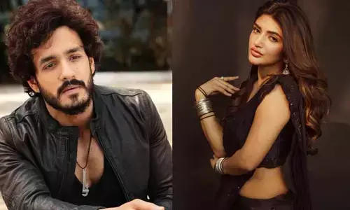 అక్కినేని హీరోకు పక్కా హిట్ ఇస్తా అంటున్న శ్రీ లీల.. నీకే గతిలేదు నువ్వేమ్ ఇస్తావంటూ ట్రోల్స్(పోస్ట్)
