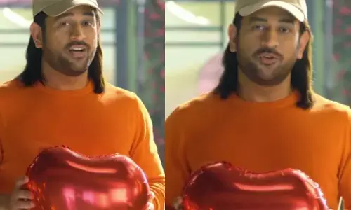 MS Dhoni: మరోసారి బాక్సాఫీస్‌ను షేక్ చేయనున్న ధోనీ.. కరణ్‌ జోహర్‌ పోస్టు వైరల్