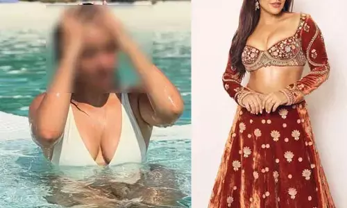 అక్కడ బికినీలో జలకాలాడుతున్న రామ్ చరణ్ బ్యూటీ..  ఫాలోవర్స్‌ను ఎలా టెంప్ట్ చేయలో నీకు బాగా తెలుసు కదా అంటూ కామెంట్స్