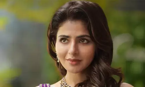 Iswarya Menon : ఎగిసిపడుతున్న అందాలతో రెచ్చగొడుతున్న బొద్దుగుమ్మ