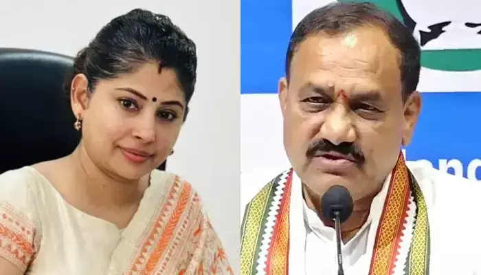 స్మితా సబర్వాల్ ఇష్యూ పై మహేష్ కుమార్ గౌడ్ రియాక్షన్ స్మితా సబర్వాల్ ఇష్యూ పై మహేష్ కుమార్ గౌడ్ రియాక్షన్
