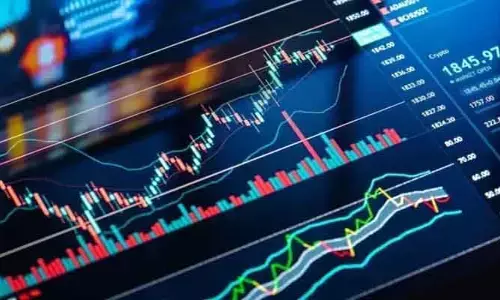 Stock Updates: లాభాల బాటలో స్టాక్ మార్కెట్ సూచీలు.. ఏకంగా 986 పాయింట్ల ప్రాఫిట్