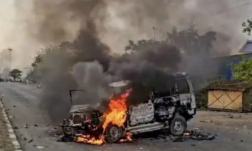 Bengal Waqf Violence: ముర్షిదాబాద్ హింసపై కలకత్తా హైకోర్టు కీలక ఆదేశాలు