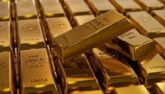 Gold Imports: మార్చిలో 192 శాతం పెరిగిన బంగారం దిగుమతులు Gold Imports: మార్చిలో 192 శాతం పెరిగిన బంగారం దిగుమతులు