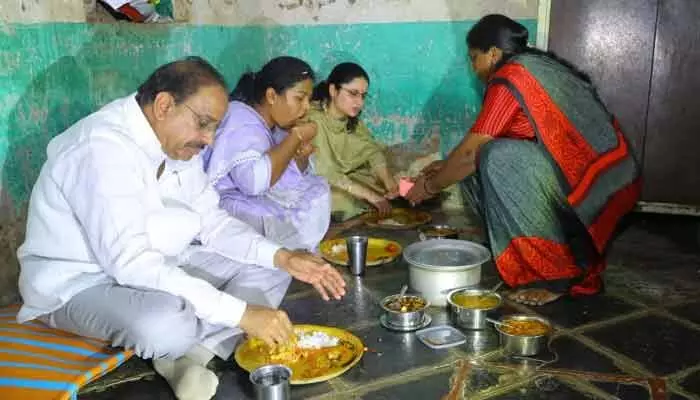 ఏ ప్రభుత్వం వచ్చినా ఈ పథకాన్ని రద్దు చేయలేరు.. మంత్రి తుమ్మల కీలక వ్యాఖ్యలు ఏ ప్రభుత్వం వచ్చినా ఈ పథకాన్ని రద్దు చేయలేరు.. మంత్రి తుమ్మల కీలక వ్యాఖ్యలు