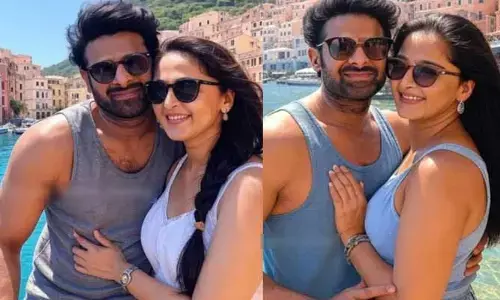 ఇలా తయారయ్యారేంట్రా బాబు.. ఒకే ఫ్రేమ్‌లో క్లోజ్‌గా దర్శనమిచ్చిన ప్రభాస్, అనుష్క.. తిట్టిపోస్తున్న నెటిజన్లు(పోస్ట్)