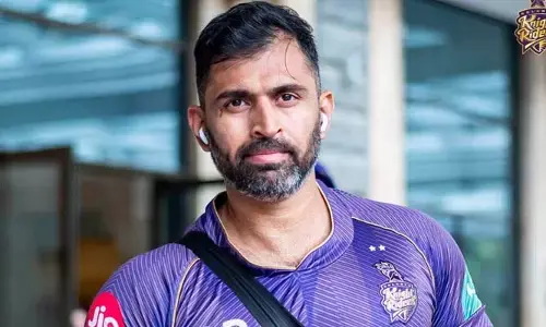 బీసీసీఐ వేటు వేసింది.. కేకేఆర్ తిరిగి చేర్చుకుంది