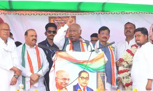 పార్లమెంట్ సాక్షిగా మోడీ అబద్దాలు ఇవే.. కాంగ్రెస్ చీఫ్ ఖర్గే హాట్ కామెంట్స్