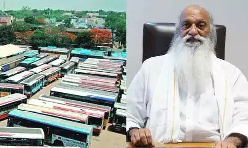ఆ బస్సులు ఎలా నడిపిస్తారో చూస్తా.. ఓనర్లకు జేసీ స్ట్రాంగ్ వార్నింగ్