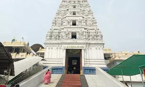 ఆ ఆలయంలో ఈవో కొడుకు పెత్తనం.. దేవాదాయ శాఖ సీరియస్