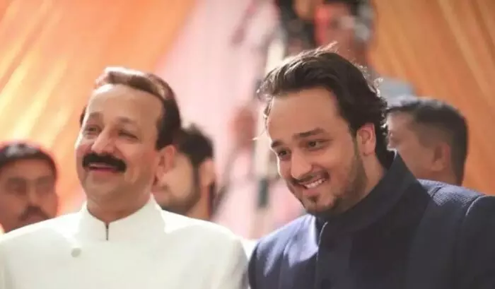 Baba Siddiques son: బాబా సిద్ధిఖీ కుమారుడు జిషాన్ కు బెదిరింపులు Baba Siddiques son: బాబా సిద్ధిఖీ కుమారుడు జిషాన్ కు బెదిరింపులు