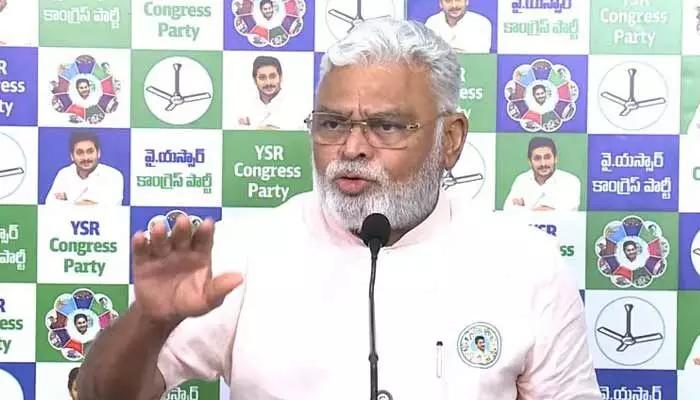మెడికల్ కాలేజీల ప్రైవేటీకరణలో పవన్ కల్యాణ్కు భాగం ఉందా? మాజీ మంత్రి అంబటి కీలక వ్యాఖ్యలు మెడికల్ కాలేజీల ప్రైవేటీకరణలో పవన్ కల్యాణ్కు భాగం ఉందా? మాజీ మంత్రి అంబటి కీలక వ్యాఖ్యలు
