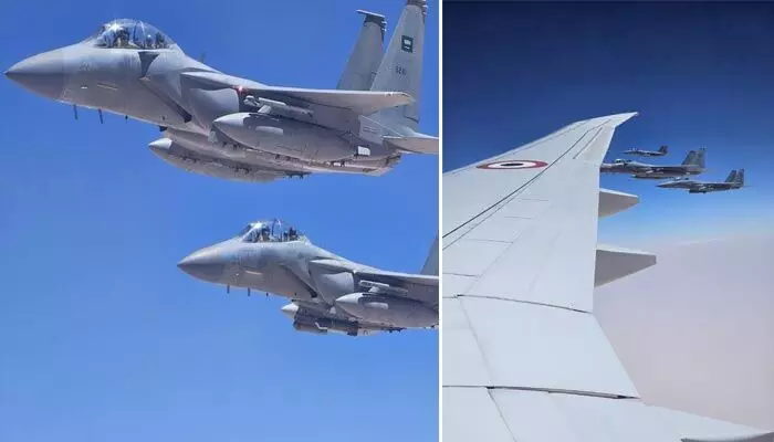 Flying high: సౌదీలో ప్రధానికి అరుదైన గౌరవం.. మోడీ విమానానికి F-15 యుద్ధ విమానాలతో ఎస్కార్ట్ Flying high: సౌదీలో ప్రధానికి అరుదైన గౌరవం.. మోడీ విమానానికి F-15 యుద్ధ విమానాలతో ఎస్కార్ట్
