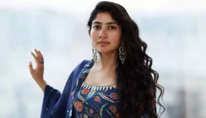 Sai Pallavi: అదే గొప్ప విజయంగా భావిస్తాను.. అవార్డులపై సాయి పల్లవి కీలక వ్యాఖ్యలు! Sai Pallavi: అదే గొప్ప విజయంగా భావిస్తాను.. అవార్డులపై సాయి పల్లవి కీలక వ్యాఖ్యలు!