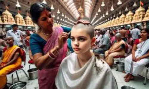 Viral Video: మరోసారి వార్తల్లోకి ఎక్కిన తిరుమల.. కల్యాణ కట్టలో ఏం జరుగుతుందో తెలుసా?