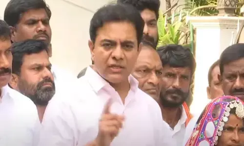 KTR: మీరు రిటైర్మెంట్ అయినా వదిపెట్టేది లేదు.. పోలీసులకు కేటీఆర్ వార్నింగ్