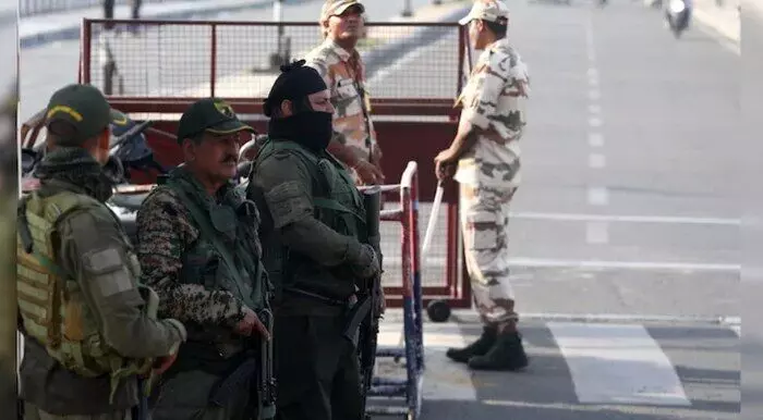 Kashmir terror attack: ఉగ్రదాడి నుంచి తప్పించుకున్న కేరళ జడ్జిలు, ఎమ్మెల్యేలు Kashmir terror attack: ఉగ్రదాడి నుంచి తప్పించుకున్న కేరళ జడ్జిలు, ఎమ్మెల్యేలు