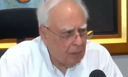 Congress: పాకిస్థాన్‌ను ఉగ్రవాద దేశంగా ప్రకటించాలి: కపిల్ సిబల్ డిమాండ్